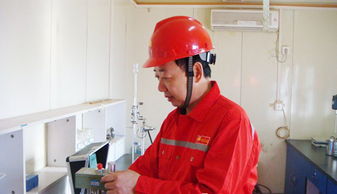 記克拉瑪依鉆井泥漿技術(shù)服務(wù)公司優(yōu)秀黨員熊雄 技術(shù)開發(fā)的先鋒